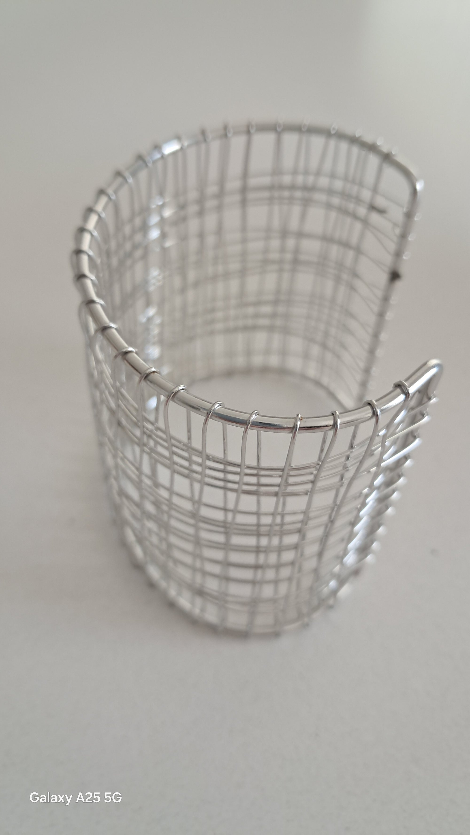 Brazalete de color plata