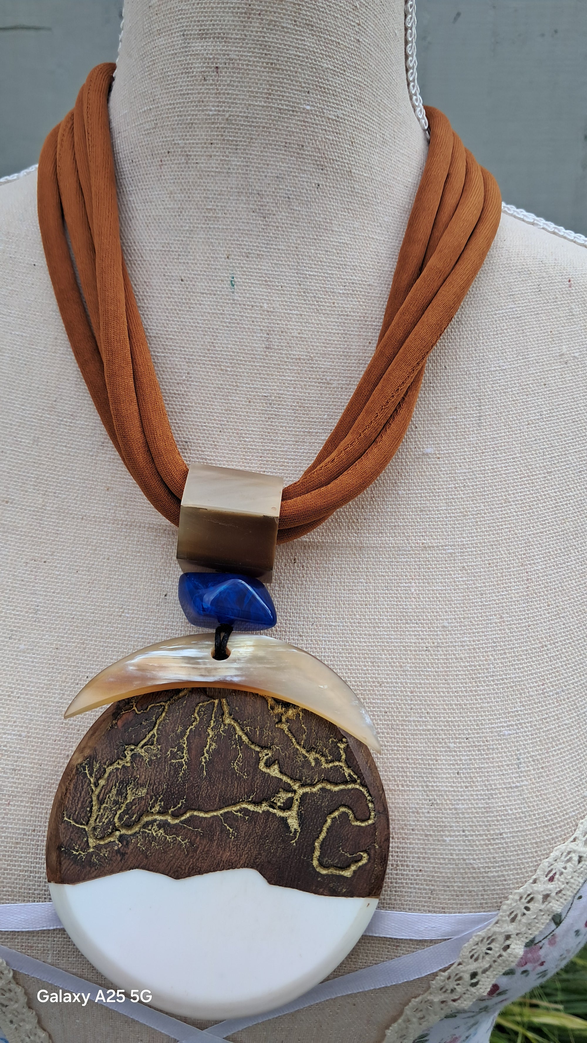 Collar de diseño
