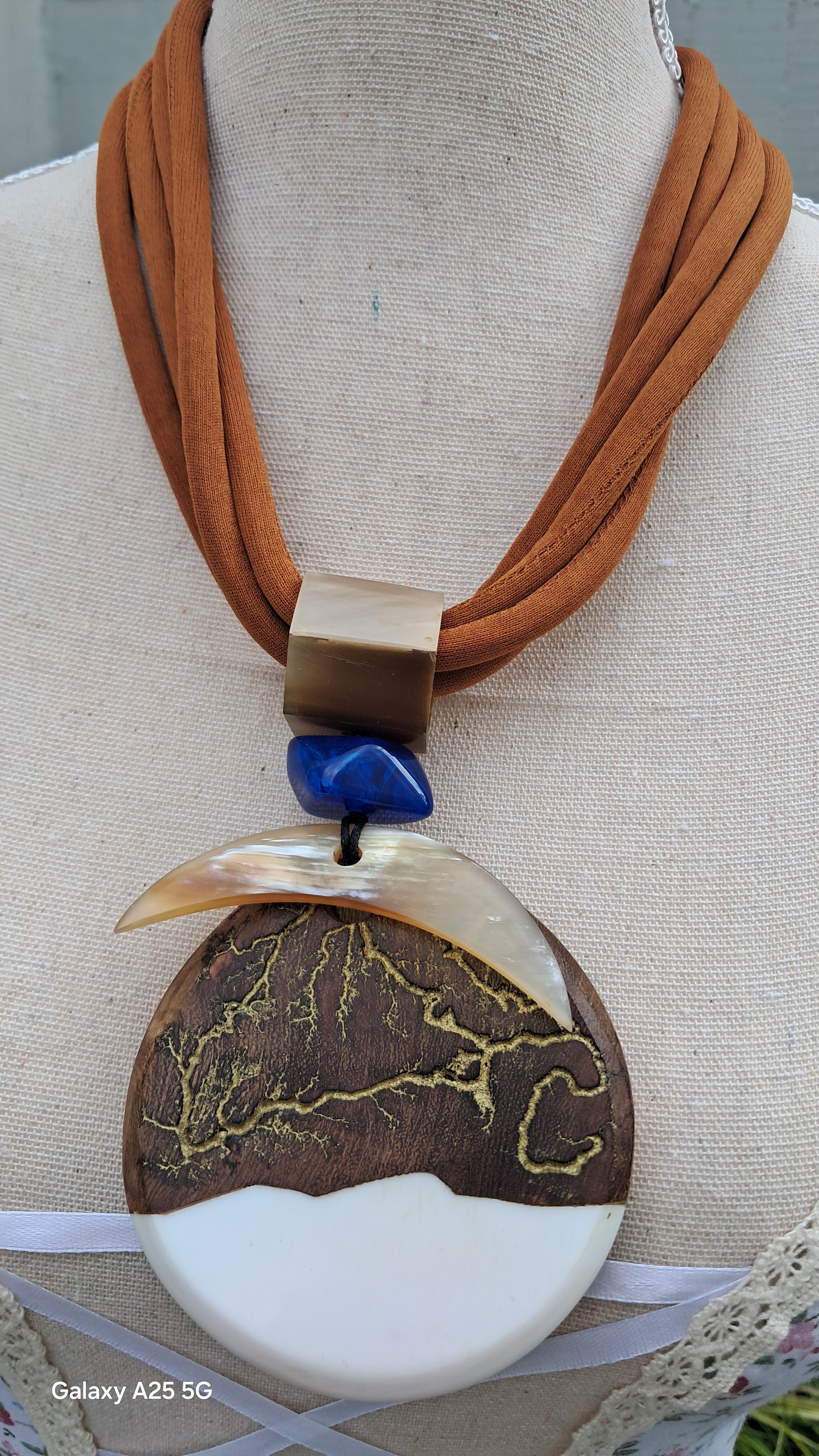 Collar de diseño