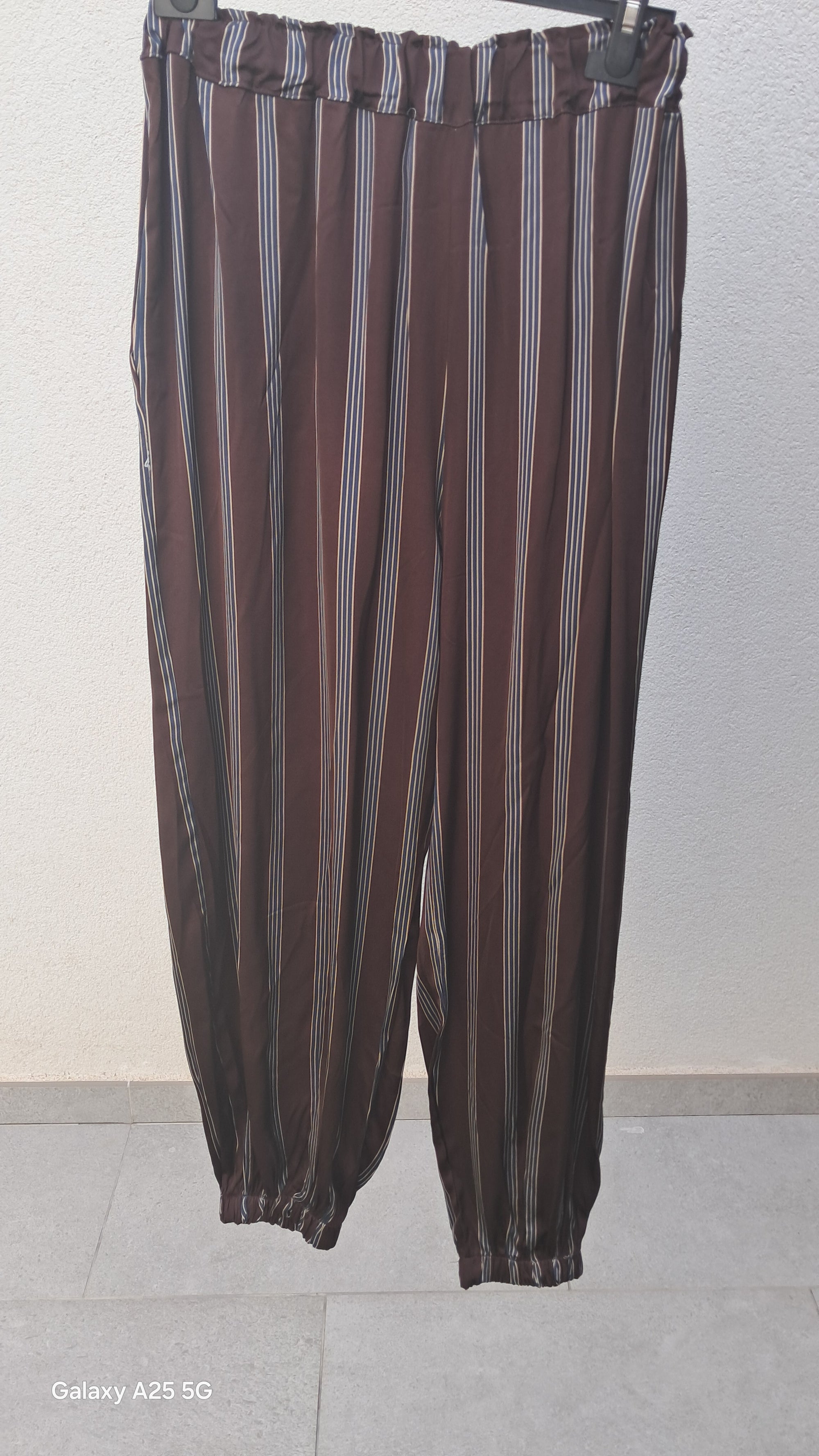Pantalones de raso bombachos