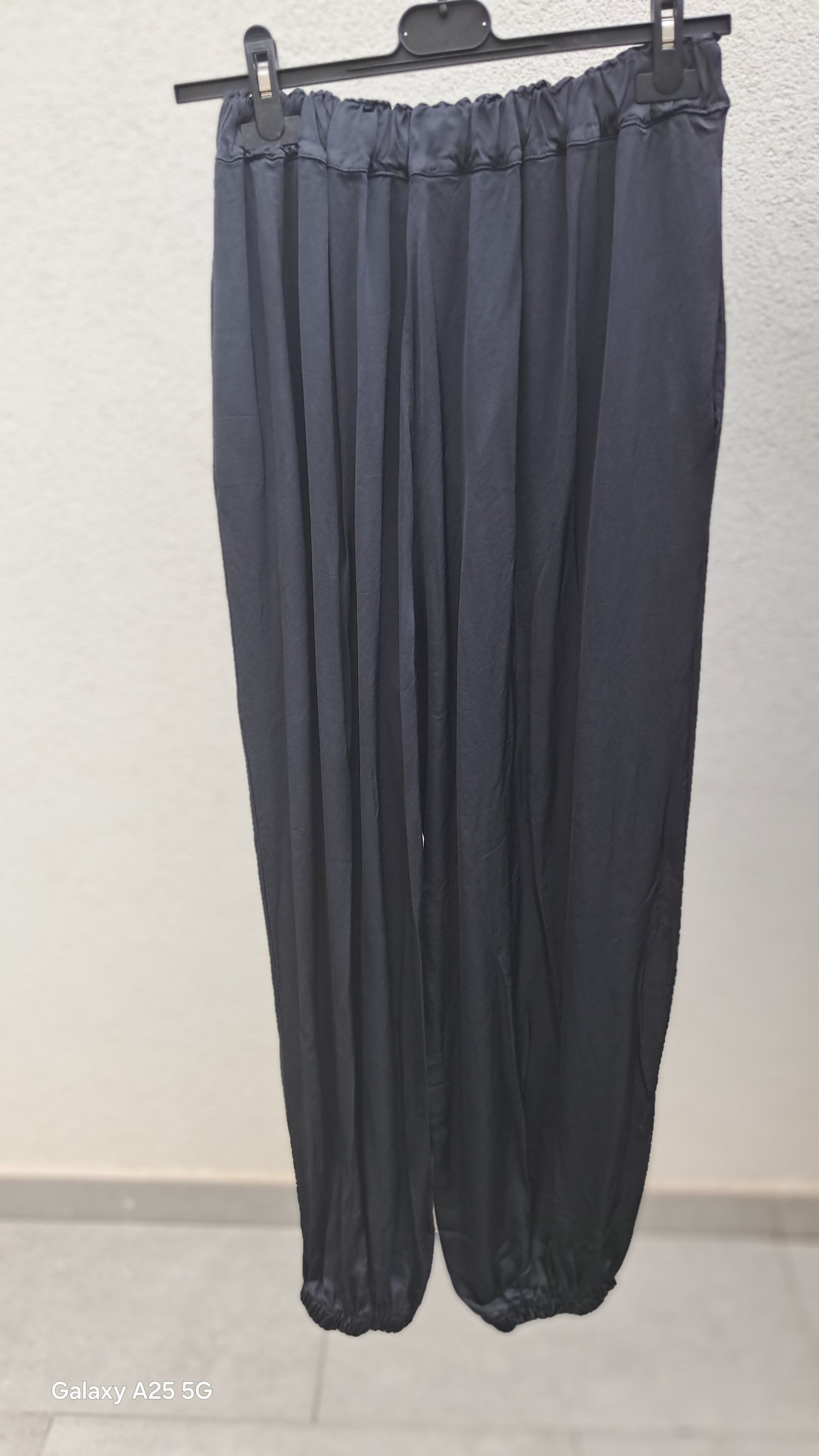 Pantalón Bombacho Liso