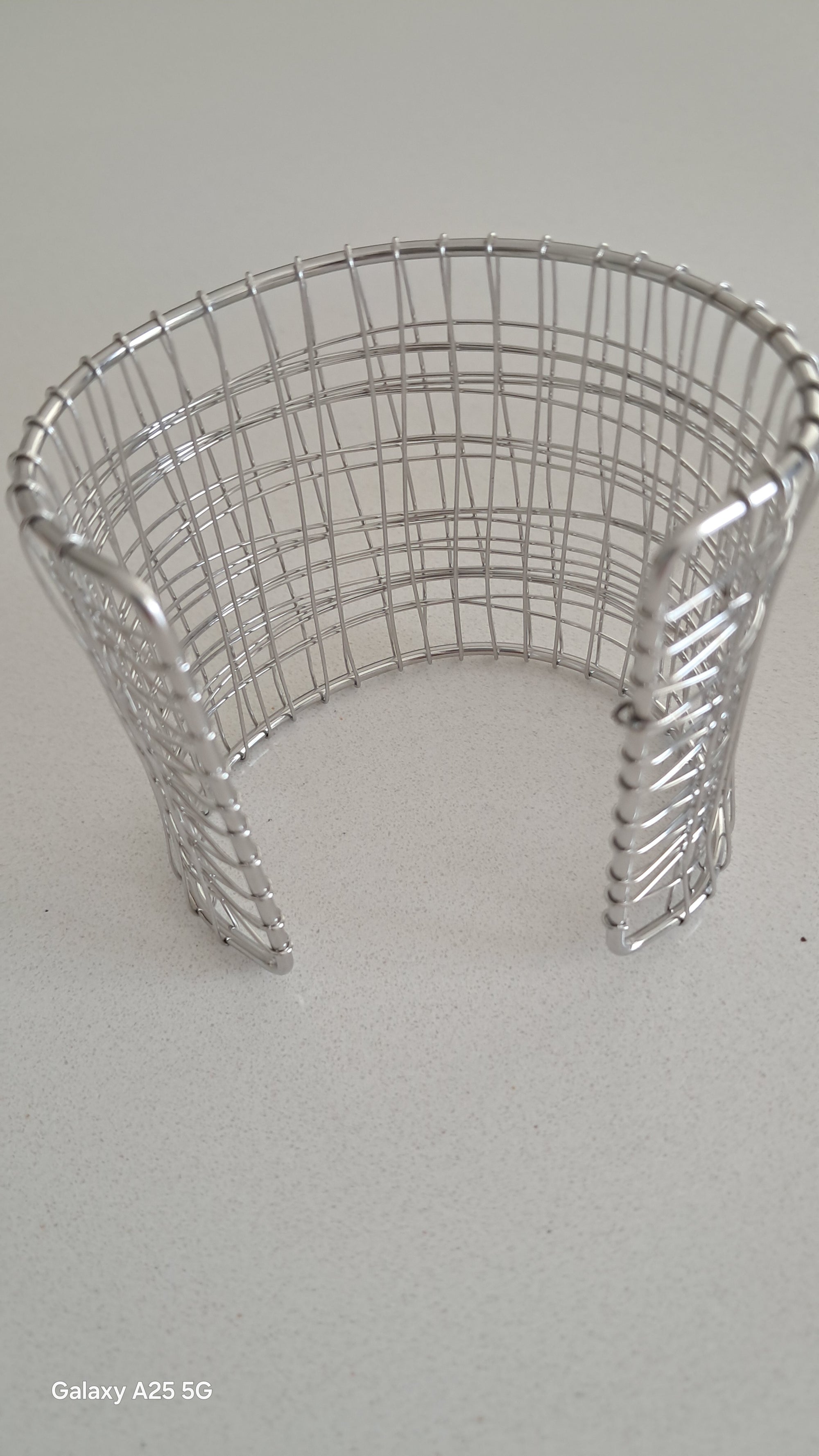 Brazalete de color plata